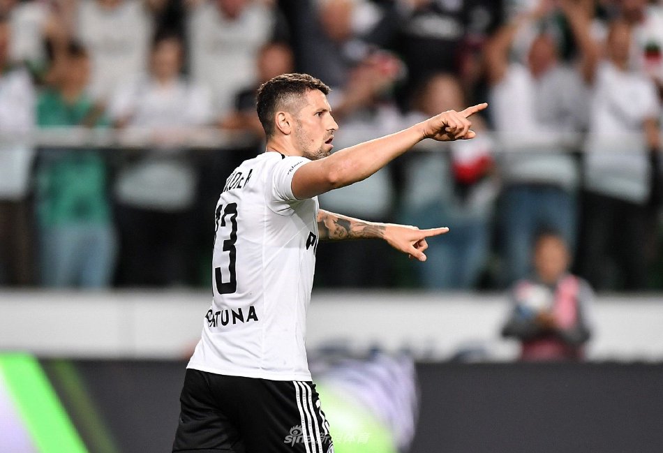 来是肩部受 来是肩部受